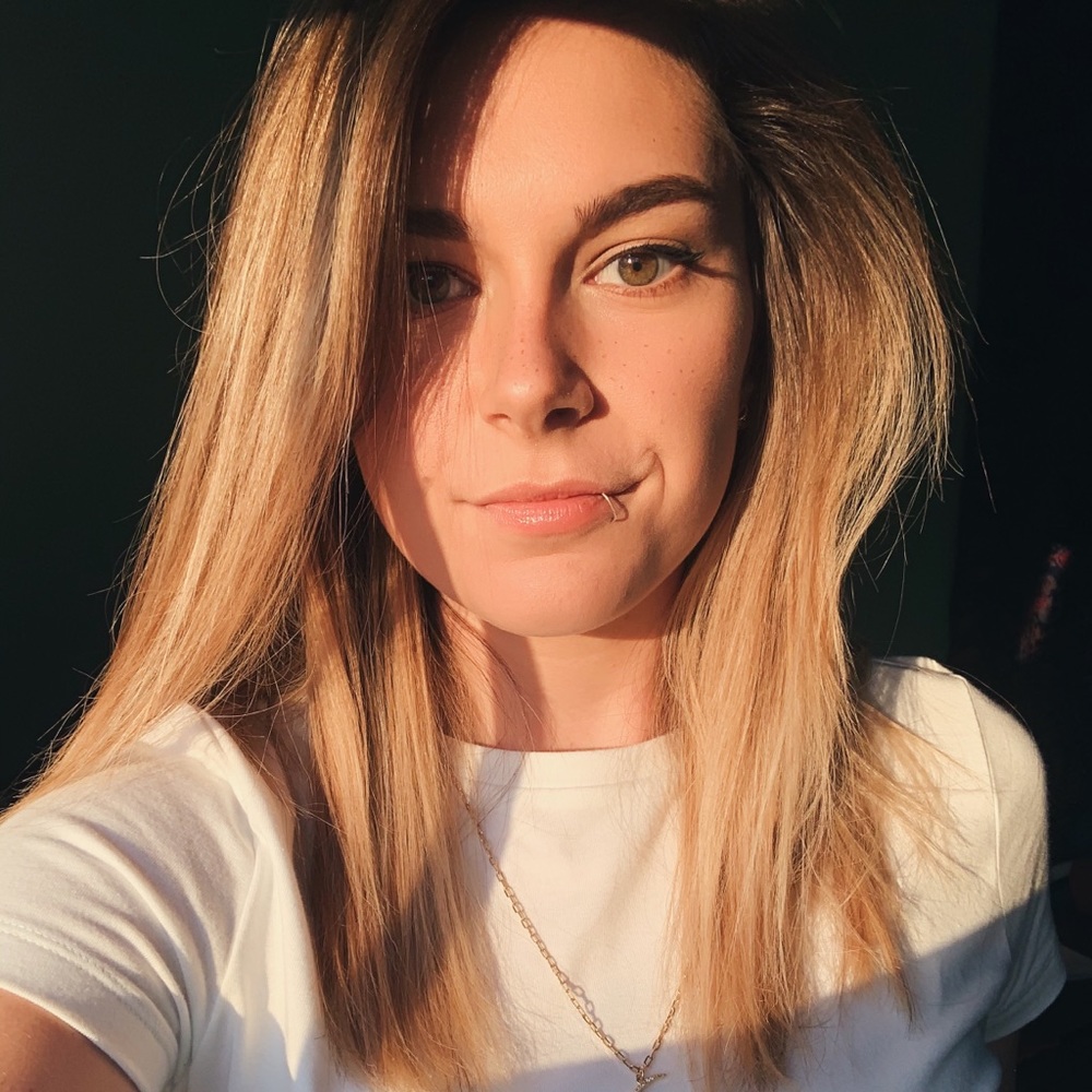 Meet your Posher, Lexi